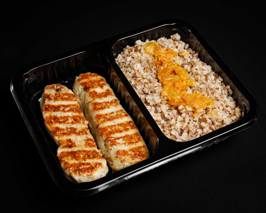 Напівфабрикати від виробника, фаст фуд, співпраця з дистриб'ютором.