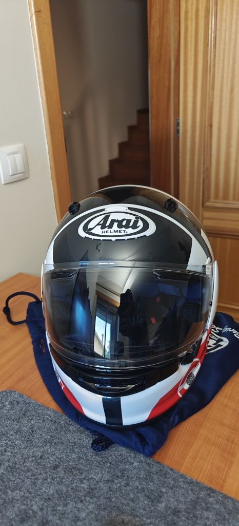Capacete Arai quantic