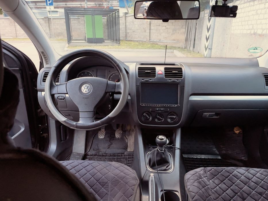 Golf 5. 1.6 MPI. 2006