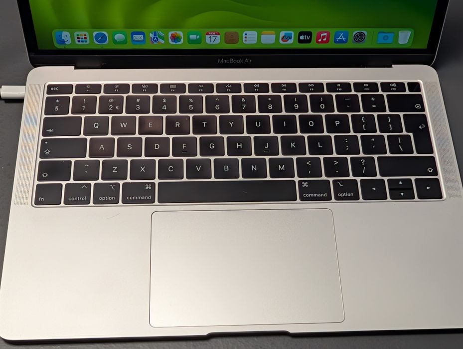 MacBook Air A1932  топкейс акумулятор