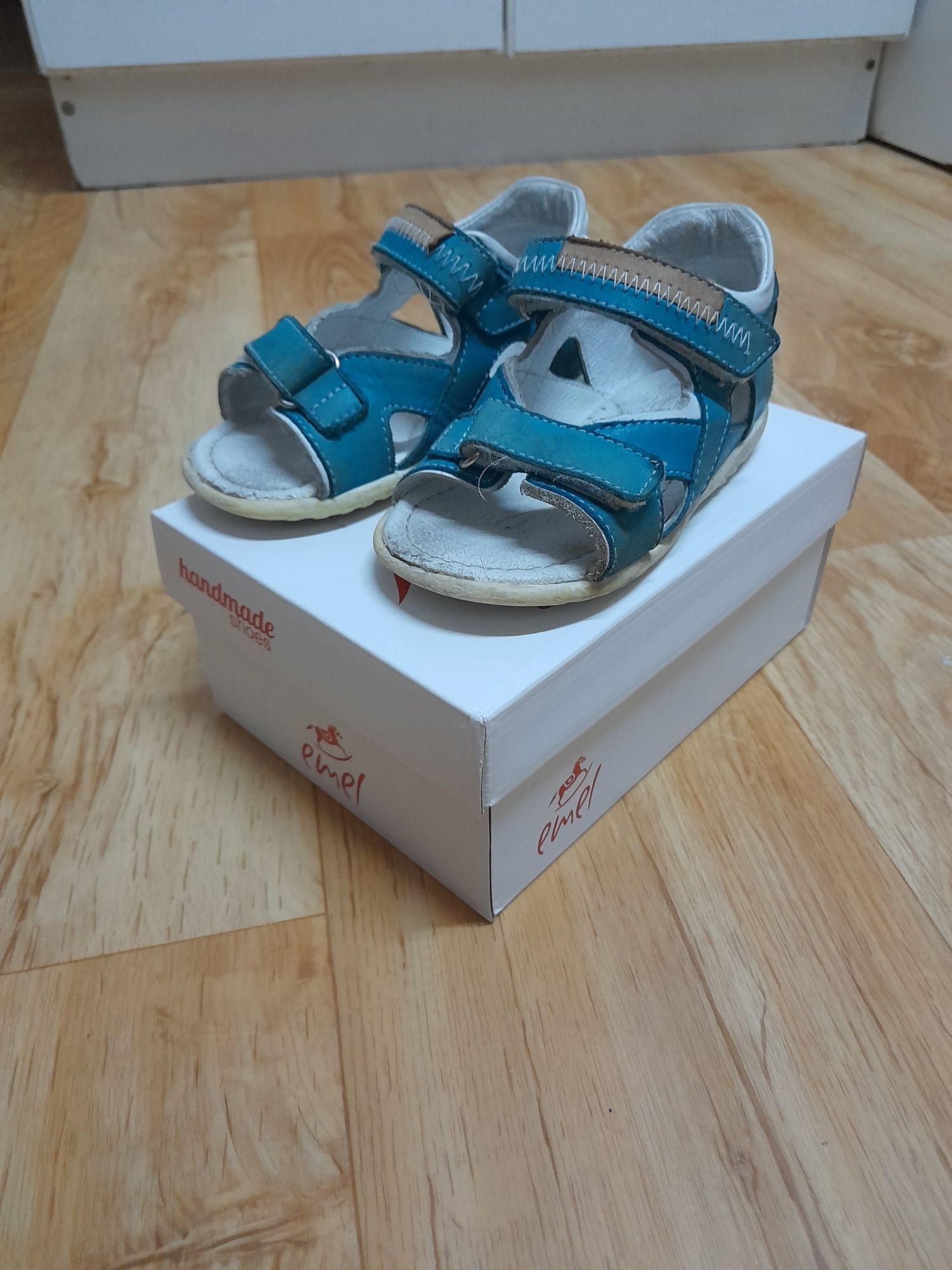 Buty sandały dla dziecka emel roczki r.23
