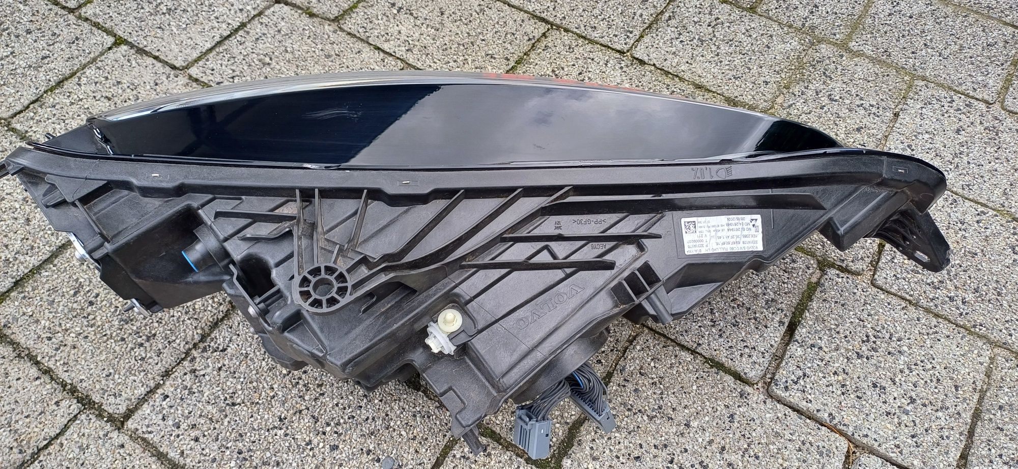 Lampa przednia lewa volvo V60 III S60 III FULL LED 24r