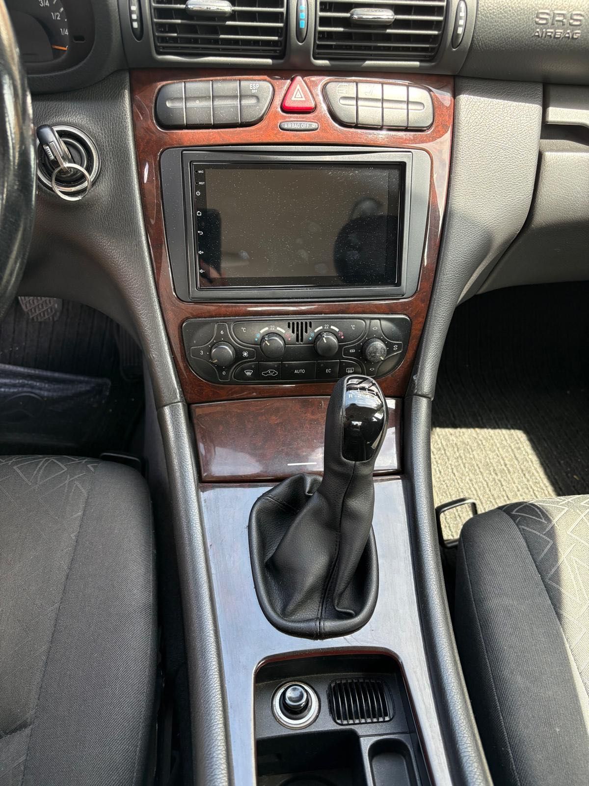 Mercedes-Benz C200 CDI – Excelente Estado