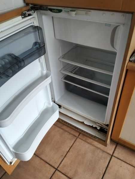 meble kuchenne wraz ze sprzętem