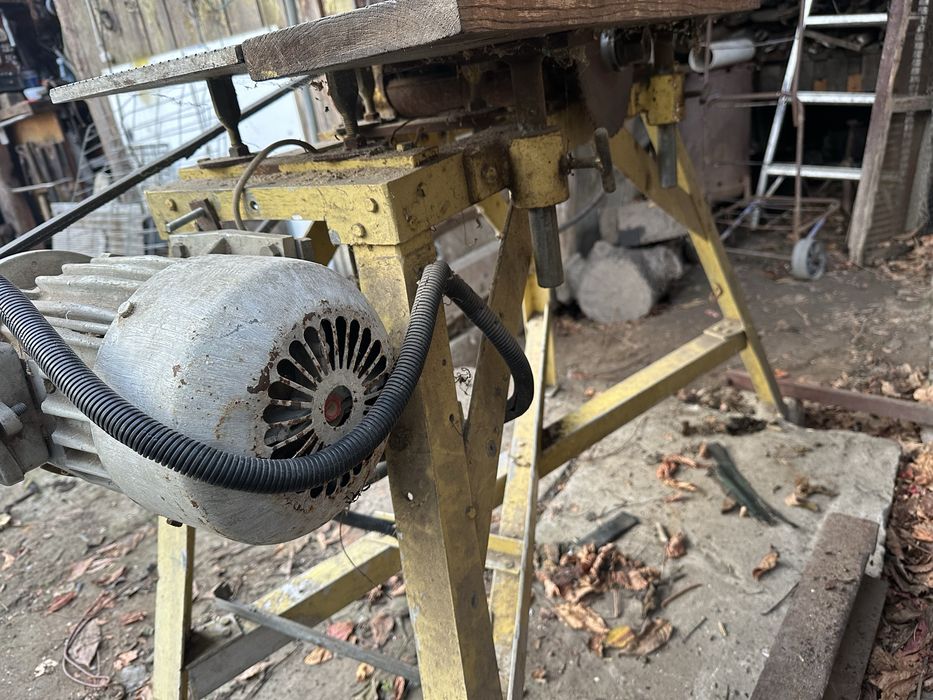 Пилораму с мотором