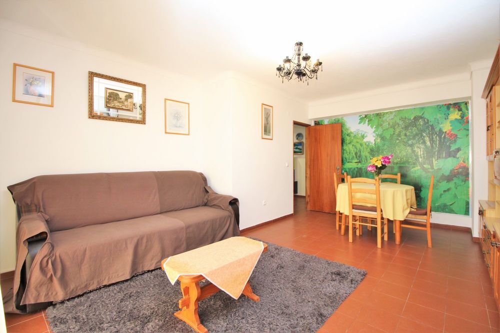 Apartamento t2 125m2 no centro de armação de pêra