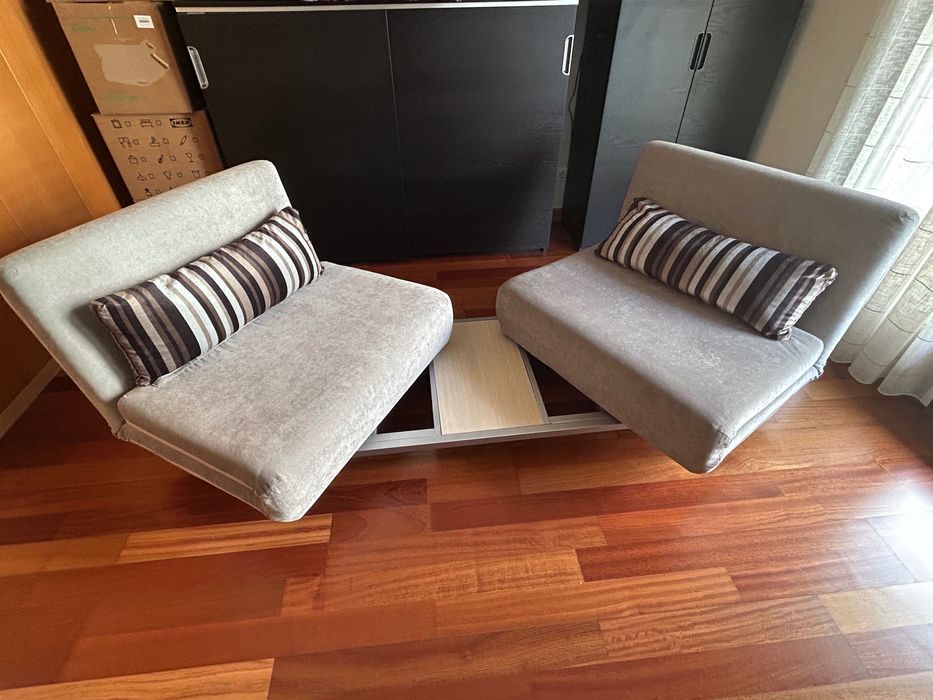 Sofá com cama e 2 cadeirões