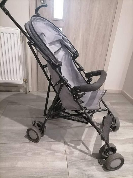 Wózek dziecięcy spacerówka