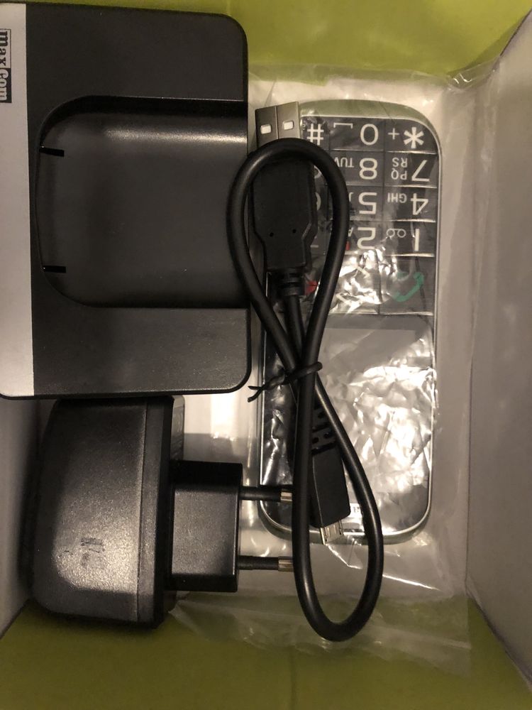 Telefon dla seniora MaxCom mm720bb