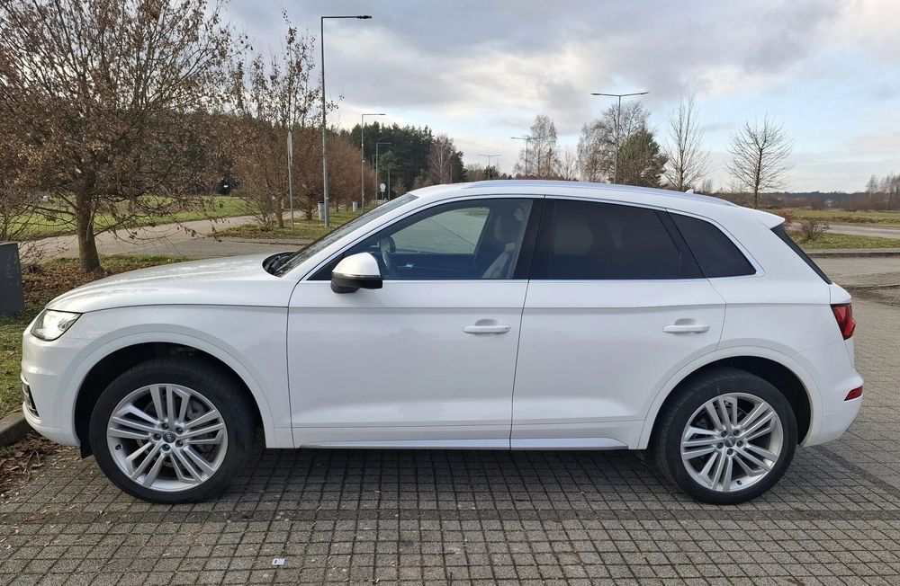 Audi Q5 Audi Q5 AUDI Q5 2018r 2.0 T PREMIUM Quattro  OC/AC  105 k przebieg
