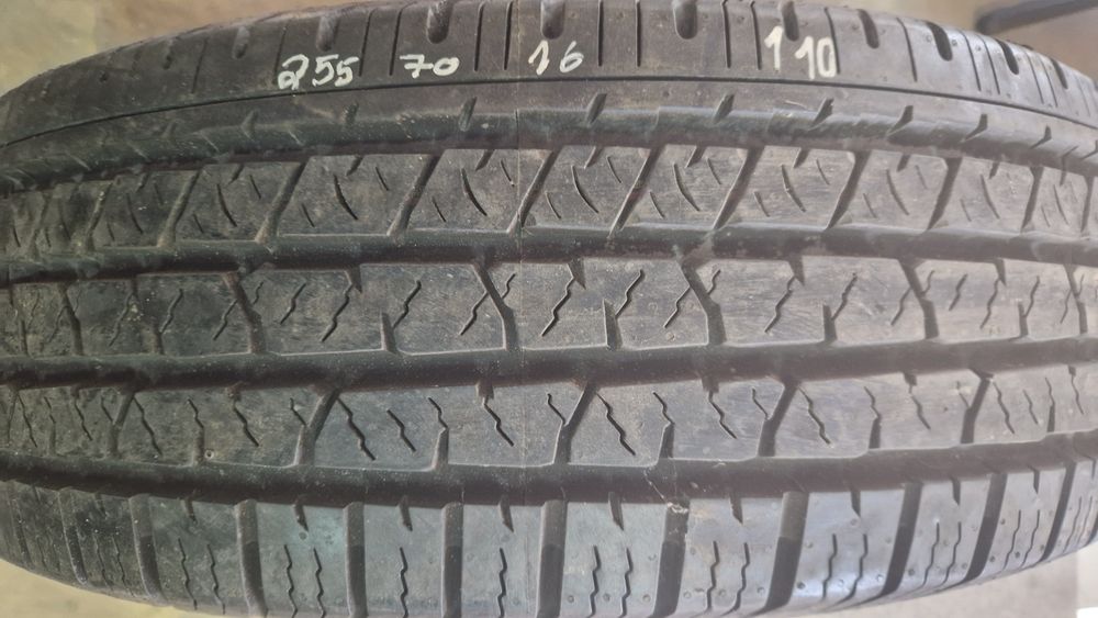 255/70R 16 Continental