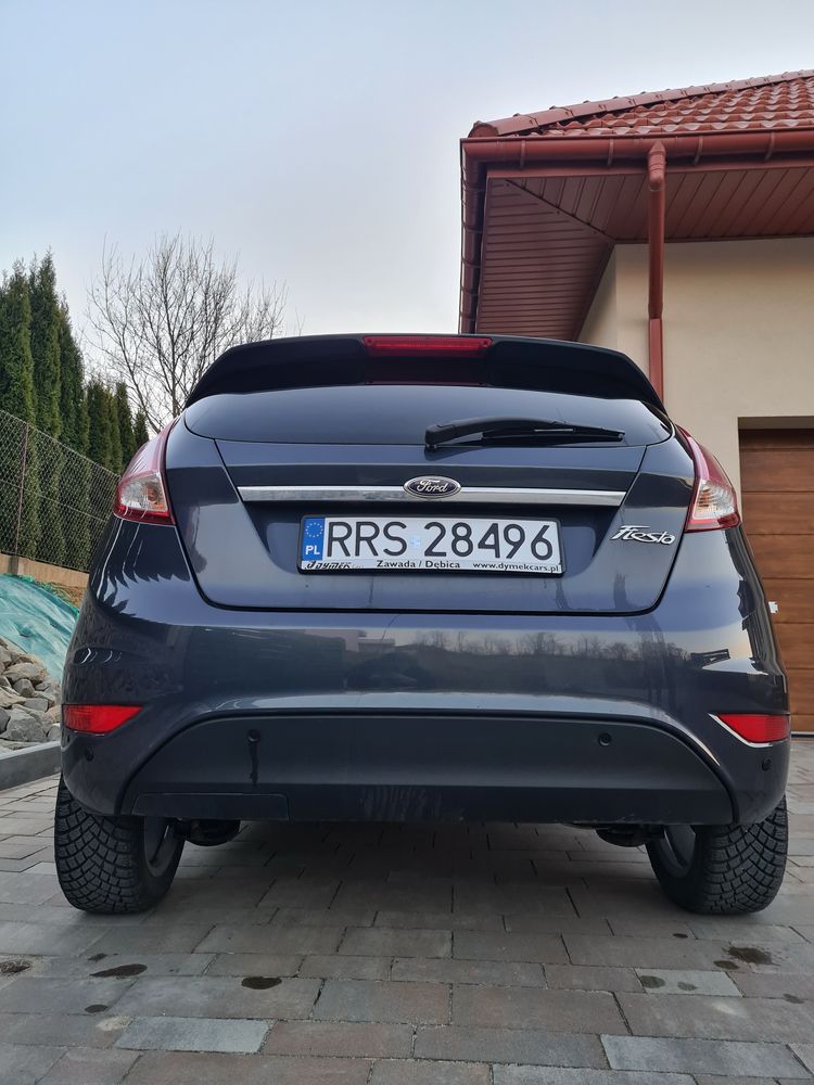 Ford fiesta 1.4 titanium