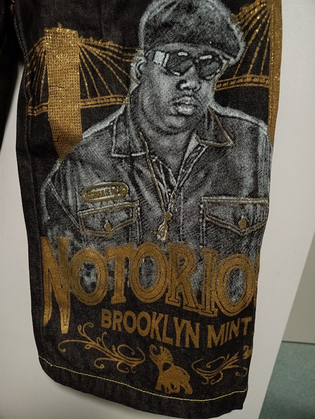 Spodnie szorty Hustla. Notorius. Hip Hop