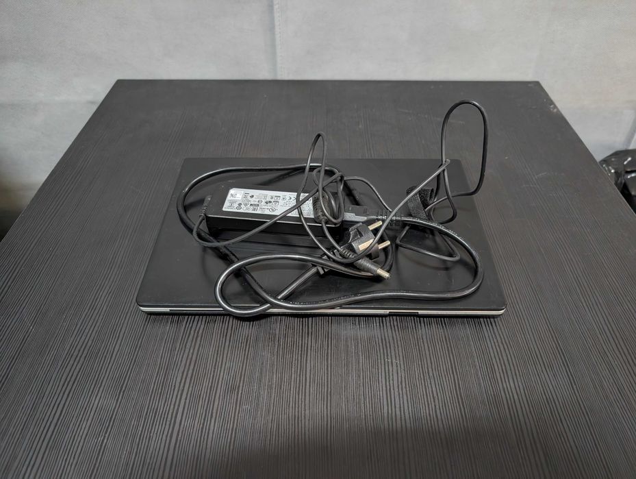 Fujitsu Lifebook S936 - I5-6200U 12GB 128GB