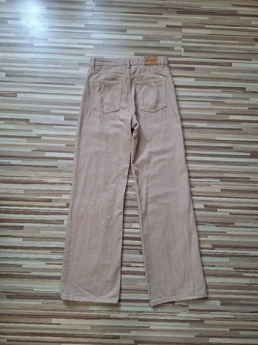 Spodnie szeroka nogawka wysoki stan/na wysoką osobę