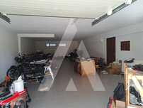 Garagem Grande no Bairro do Liceu!