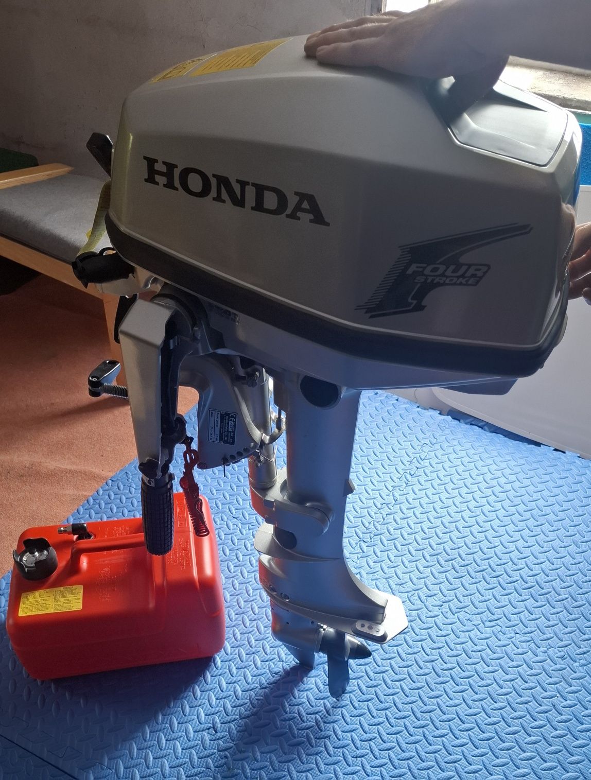 Silnik zaburtowy HONDA BF. 5 do pontonw łodzi sporty wodne Yamaha