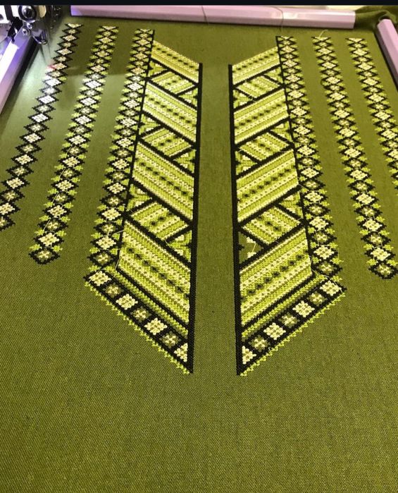 Машинна вишивка замовлення від 1 шт.