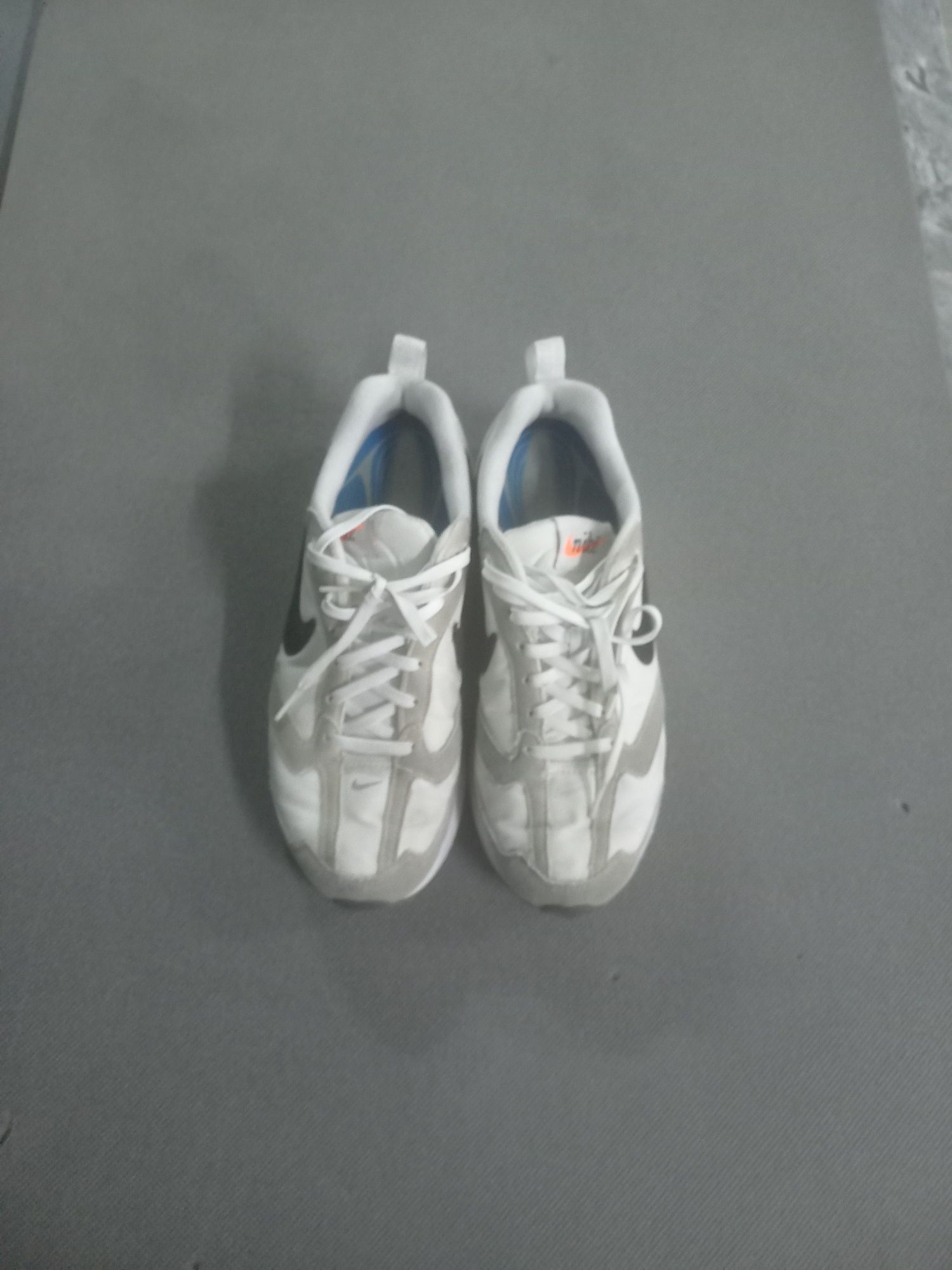 Ténis de senhora NIKE tamanho 39