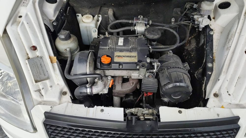 Ligier XTOO 2009r czterokołowiec lekki L6e Microcar