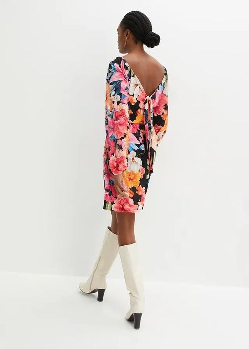 B.P.C sukienka kolorowa w kwiaty 40/42.