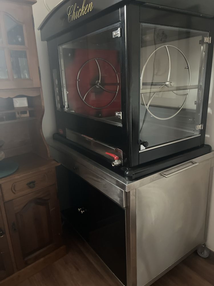 Maquina eletrica para assar frangos