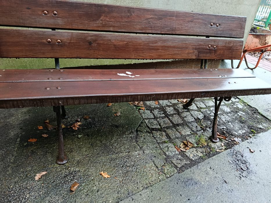 Ławka parkowa drewniana żeliwne nogi