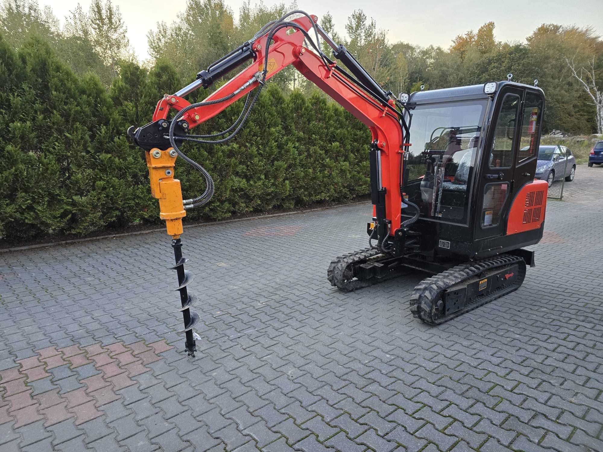 Wynajem minikoparki 3t z wiertnicą glebową