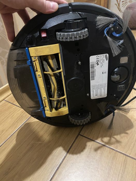 Робот пилисос Samsung