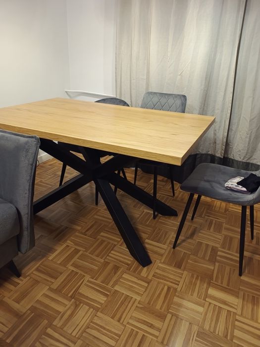 Stylowy stół loftowy,nowy rozkładany do 3 metrów.