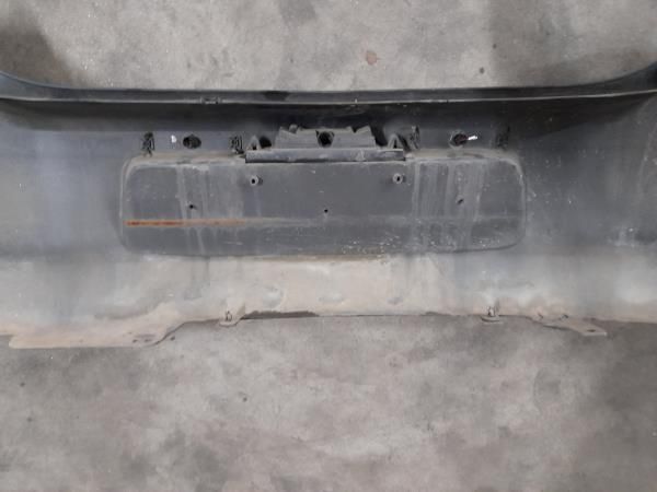 Pára-choques trás TOYOTA Yaris (_P9_)