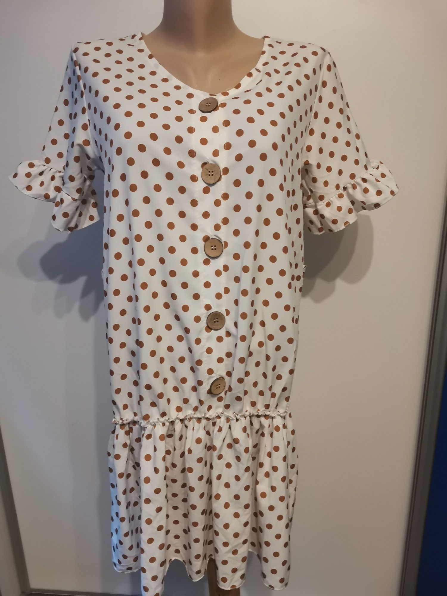 Sukienka damska Lily Rose rozmiar uniwersalny S-L, grochy, guziki