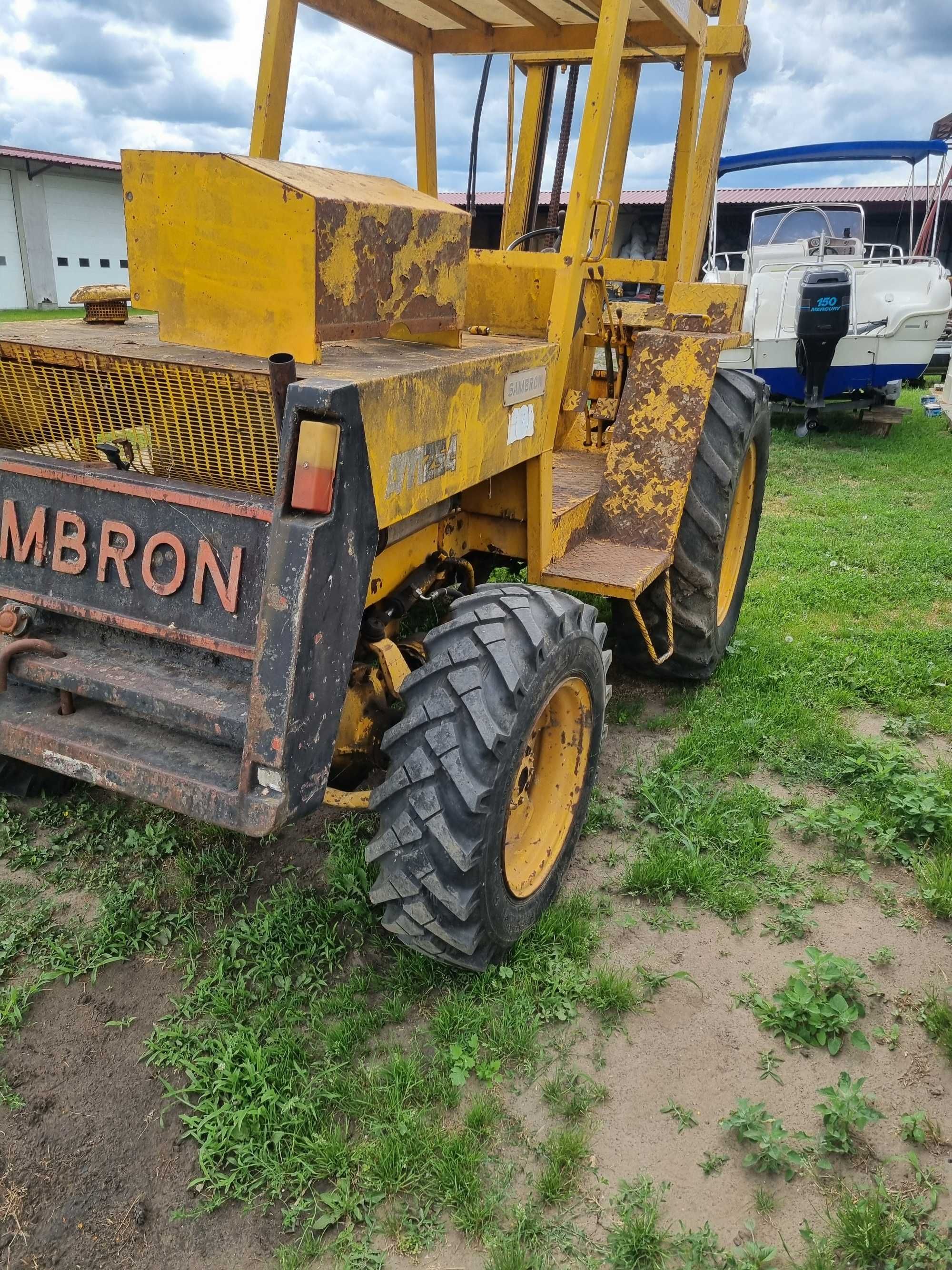 Wózek widłowy terenowy sambro4x4