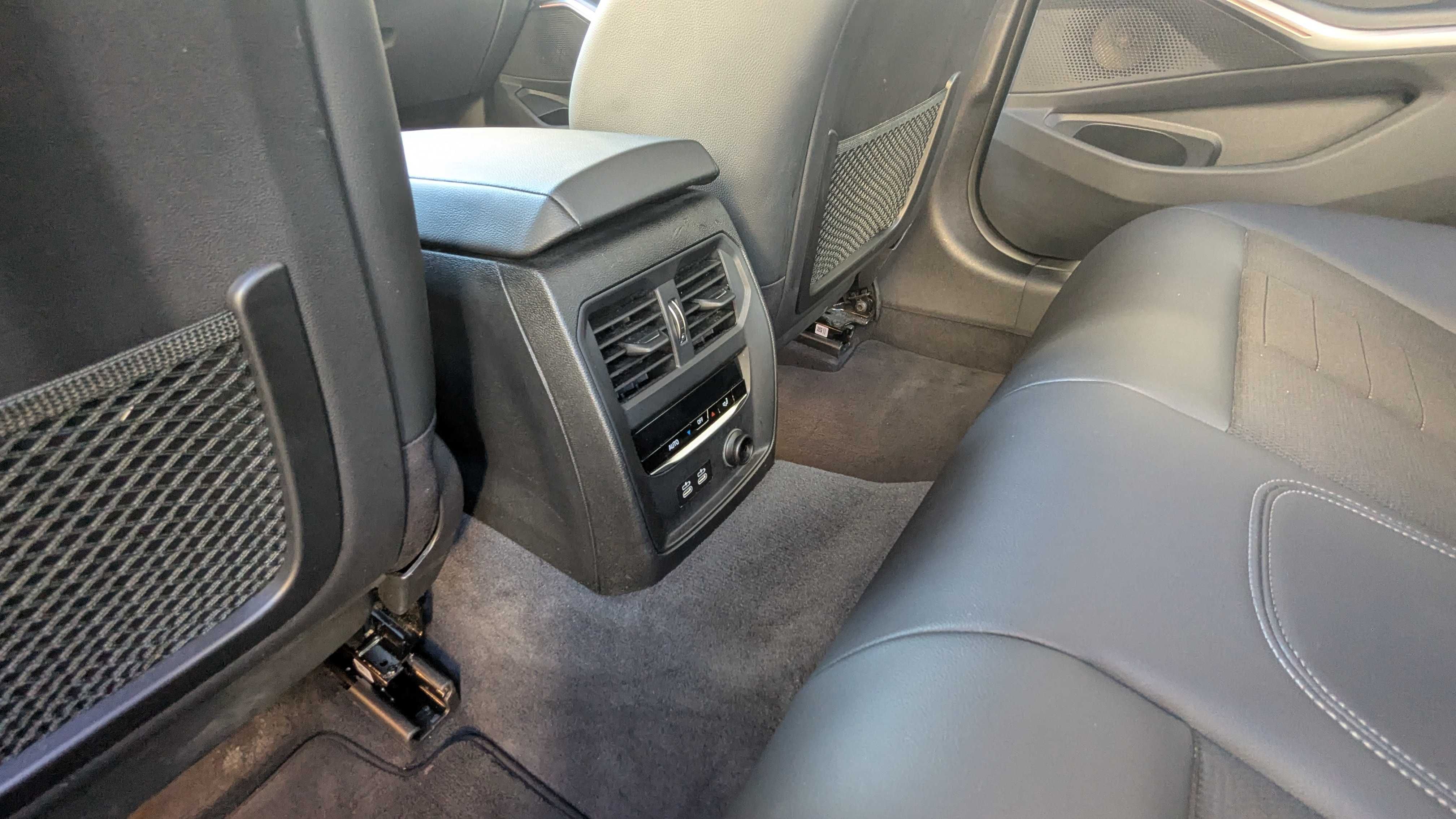 BMW 320d 2021 nacional Line Sport 79800 km