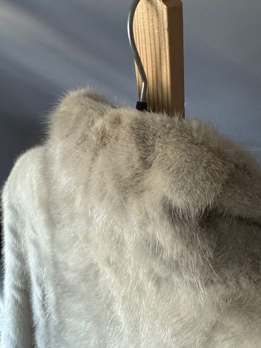 Futro naturalne/prawdziwe z norek - szare