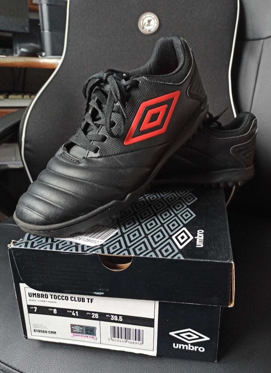 Turfy UMBRO 41/26,5 cm. Polecam