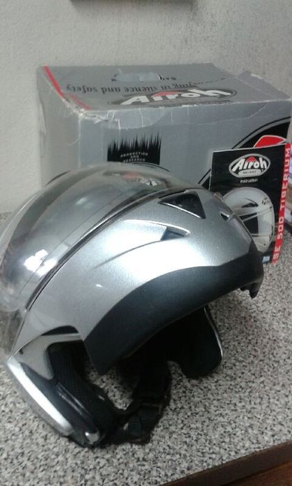 Capacete Airoh tamanho   M