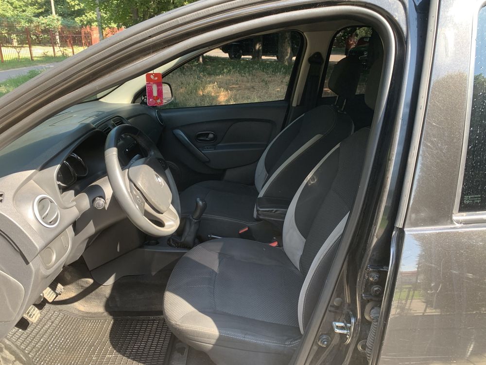 Renault Logan2014