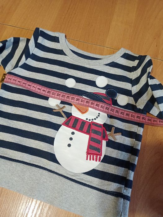 Bluza z motywem świątecznym r 86