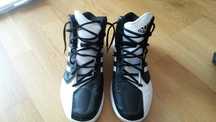 Adidas Buty koszykarskie Shake Em 2