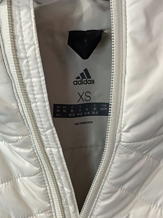 куртка біла adidas