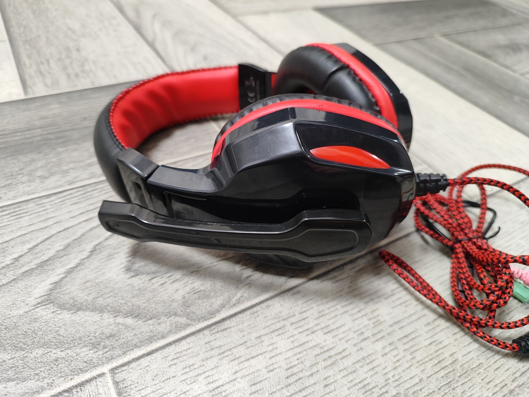 Ігрові навушники з мікрофоном HAVIT HV-H763d Black/Red 3.5мм