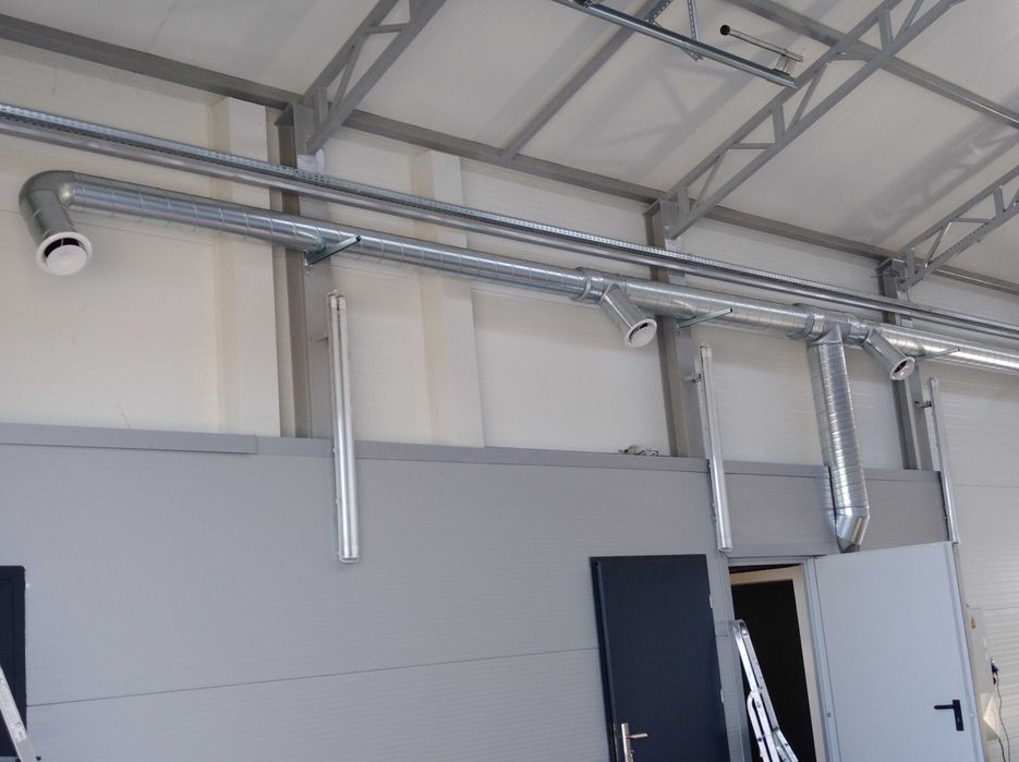 Piec nadmuchowy z podajnikiem 150 kw.