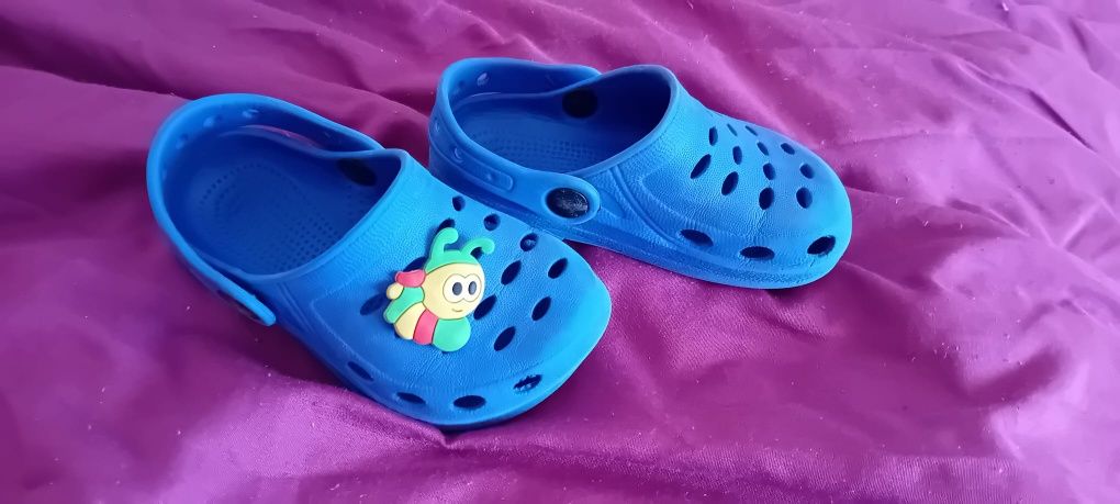 Crocs bebé/criança tamanho 24 menino ou menina