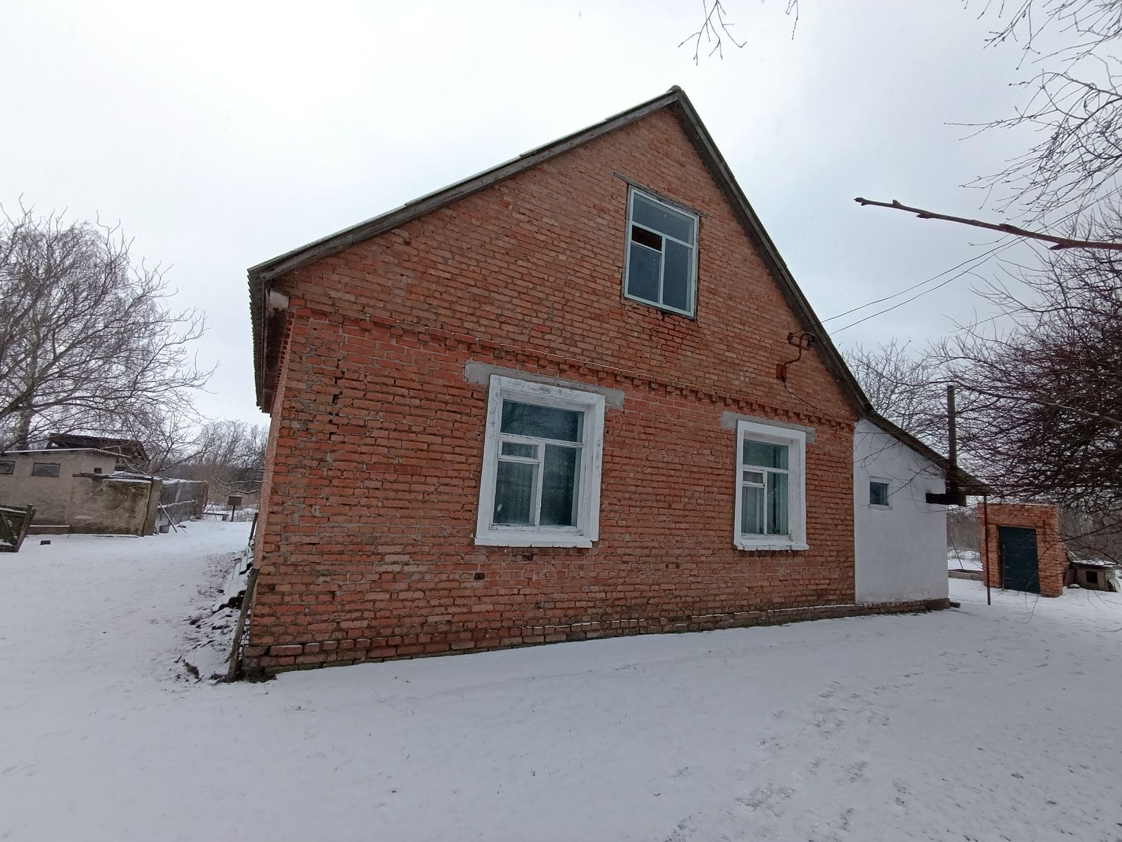 Будинок 4-кімн. в с.Гінці