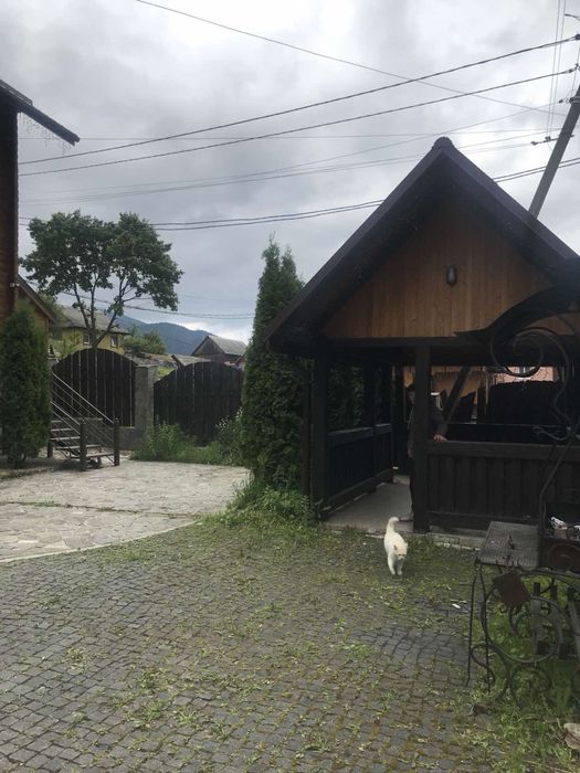 Будинок 200м2 зі зрубу в Буковелі (Поляниця) з ремонтом та меблями.