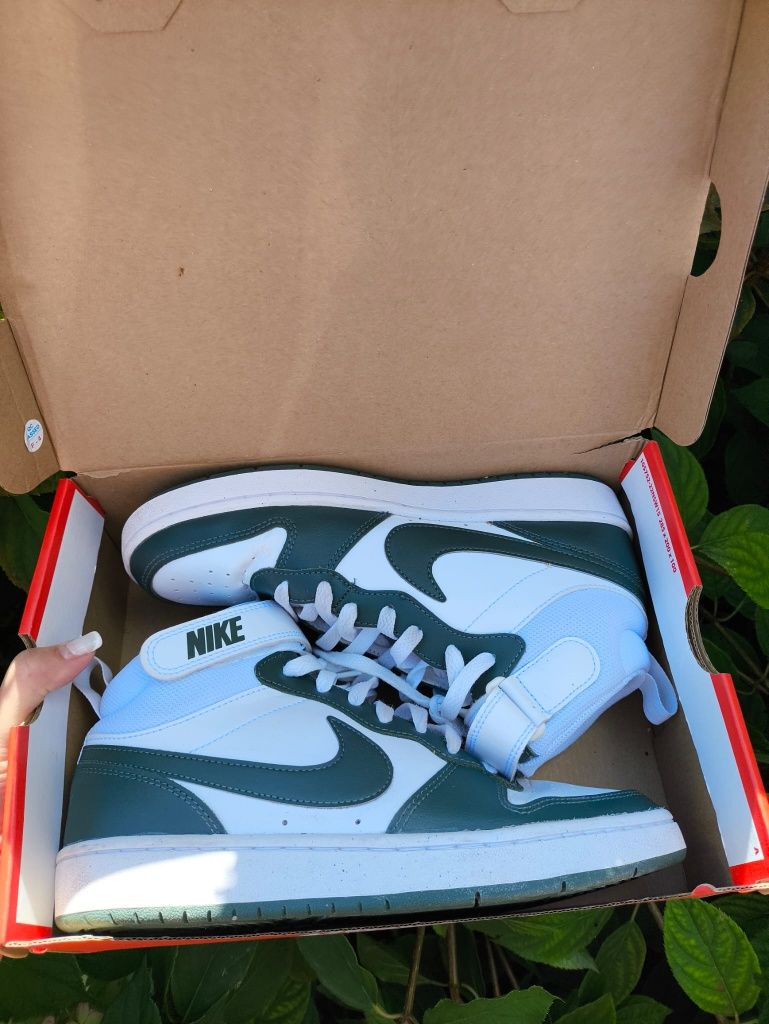 Buty Nike Court Borough Mid 2.