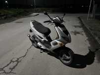Scooter Peugeot speedfight