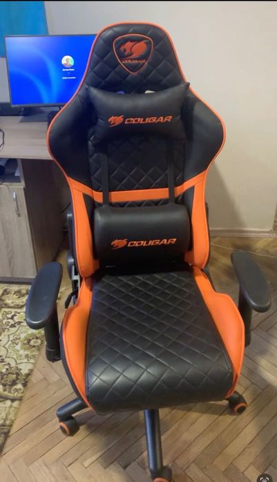 Крісло геймерське "Cougar Armor One"