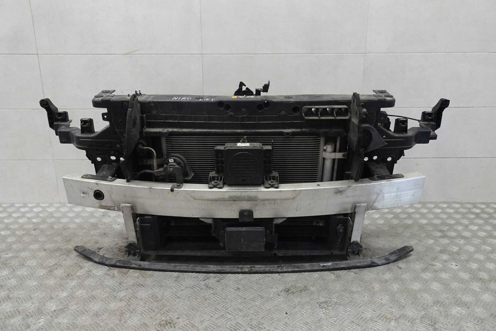 KIA NIRO I Передня панель, телевізор